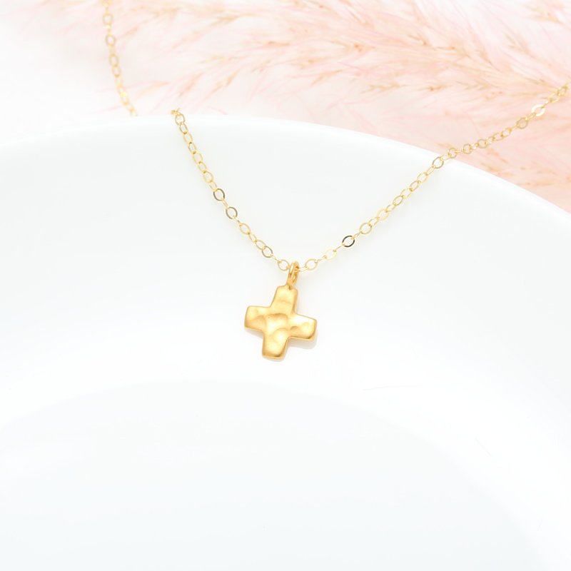 【Angel & Me】鍛敲 十字架 (小) s925 純銀 厚鍍 24k 純金 項鍊 - 項鍊 - 24k 金 金色