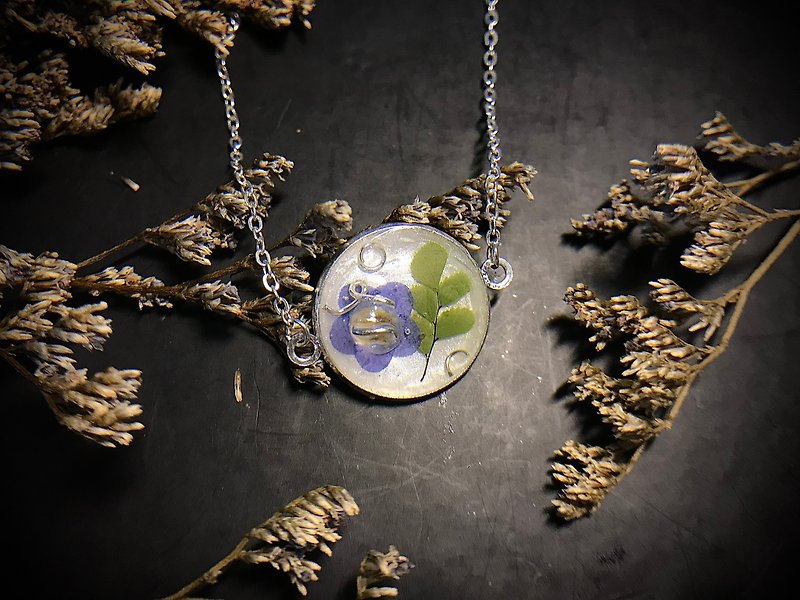 (Necklace) Always on my mind Collection - Necklaces - Plants & Flowers 