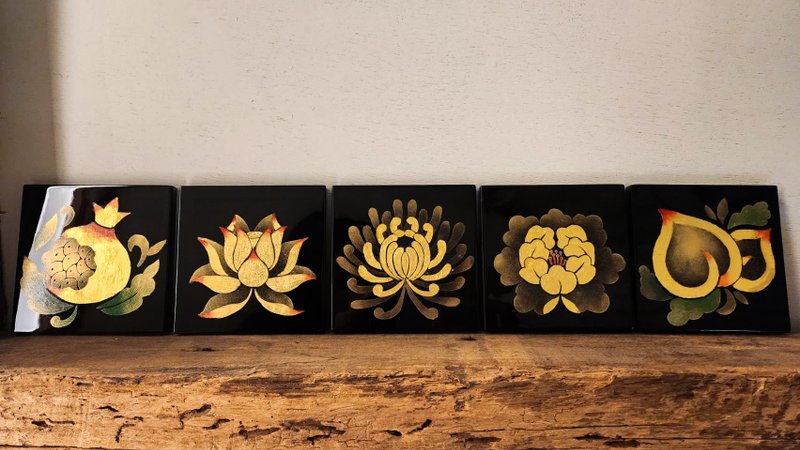 Dadaocheng | Traditional gold-leafing technique experience - gold-leaf flower version | Plants, trees, bamboos and stones - วาดภาพ/ศิลปะการเขียน - ไม้ 