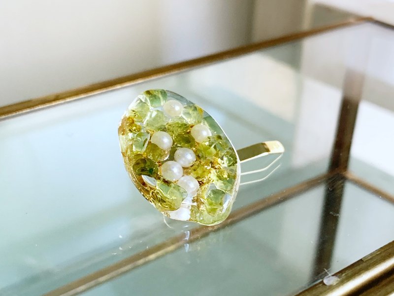 [August Birthstone] Peridot, Agate, Pony Hook that brings positivity - เครื่องประดับผม - เรซิน สีเขียว