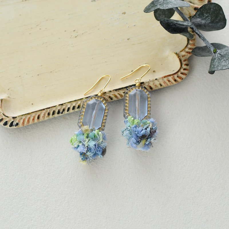 Mole tassel earrings/ Drops of the sea - Earrings & Clip-ons - Acrylic Blue