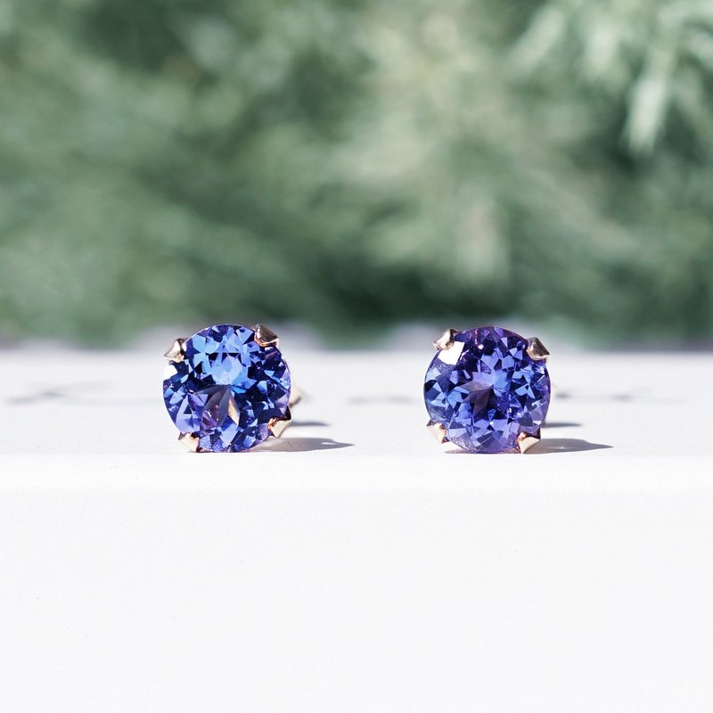 14K Gold Plated Stud Earrings with Large Tanzanite 6mm Lady's Blue - ต่างหู - เครื่องเพชรพลอย สีน้ำเงิน