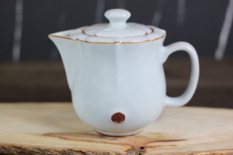 【送禮好物】官窯 月白 茶壺 幸福茶具 名家葉敏祥作品 - 茶壺/茶杯/茶具 - 陶 
