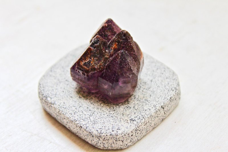 石栽 SHIZAI -紫晶骨幹/骨幹水晶-含底座 - 擺飾/家飾品 - 寶石 紫色