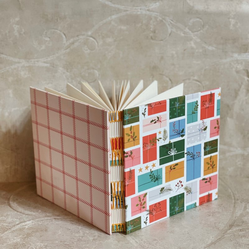 Christmas gift French handmade book - Notebooks & Journals - Paper 