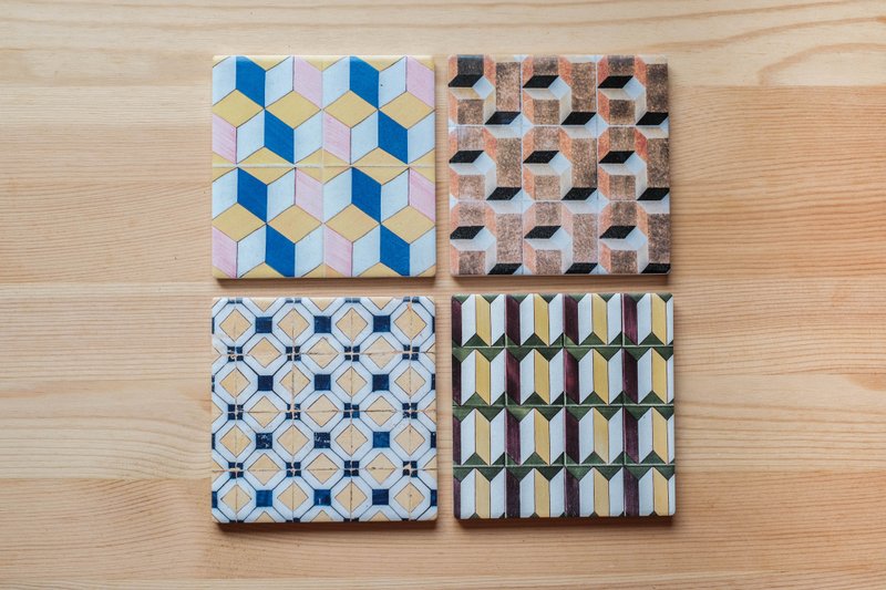 Portuguese tile coaster l G type 4 piece set l Re-engraved design after the tile pattern was photographed in Lisbon - ที่รองแก้ว - ดินเผา 