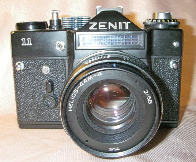 KMZ ZENIT-11 35mm フィルム一眼レフカメラ HELIOS-44M-4 58mm