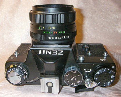 Zenit EM & Helios 44M フィルムカメラ USSR 