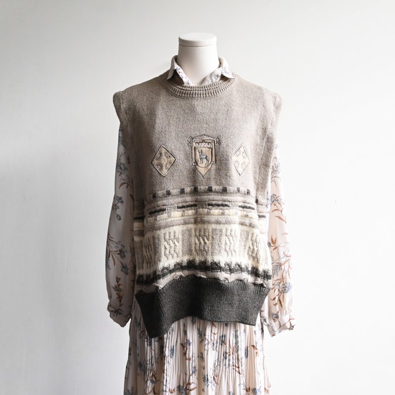 【蛋植物古著】日光馴鹿改製綁帶古著背心毛衣 - 女毛衣/針織衫 - 其他人造纖維 