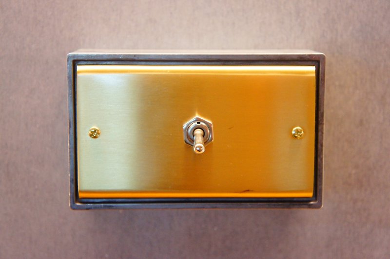 Edison-industry 復古 工業風 黃銅 LOFT 黃銅開關 一開 - 燈具/燈飾 - 其他金屬 卡其色