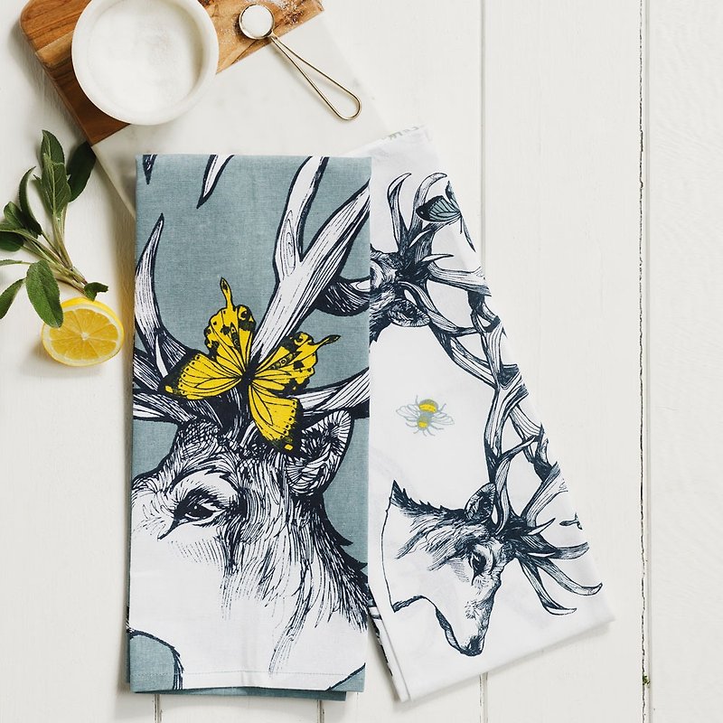 British Gillian Kyle Scottish Deer and Butterfly kitchen towel/dish towel (a set of two) - เครื่องครัว - ผ้าฝ้าย/ผ้าลินิน ขาว