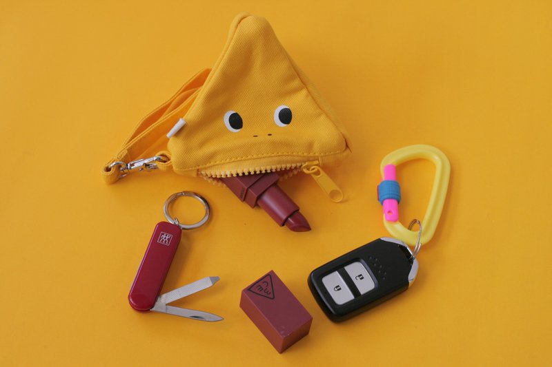 Yellow Glutton Monster Triangle (pyramid) Zip Purse - 零錢包/小錢包 - 其他人造纖維 黃色