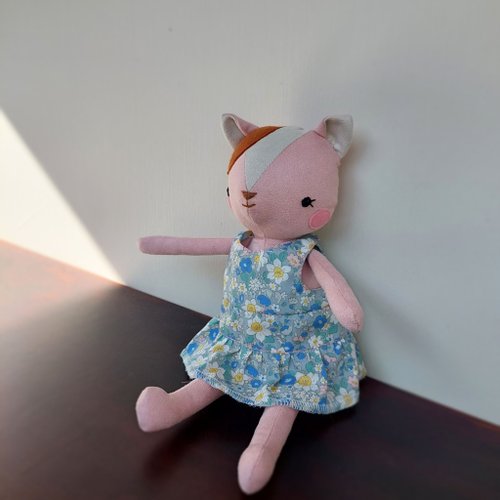 縫縫賞創作 陪伴系列-小花貓娃娃