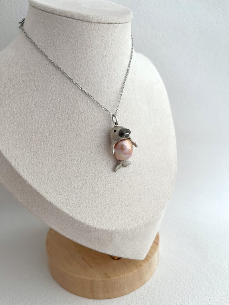 北極可愛小海豹巴洛克珍珠925銀可調校項鏈 - 項鍊 - 珍珠 
