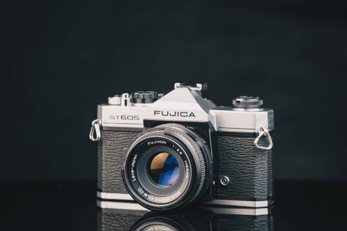 FUJICA ST605 Ⅱ 55mm F2.2 + 200mm f4.5 Fujica ST605 review | Digital Camera World