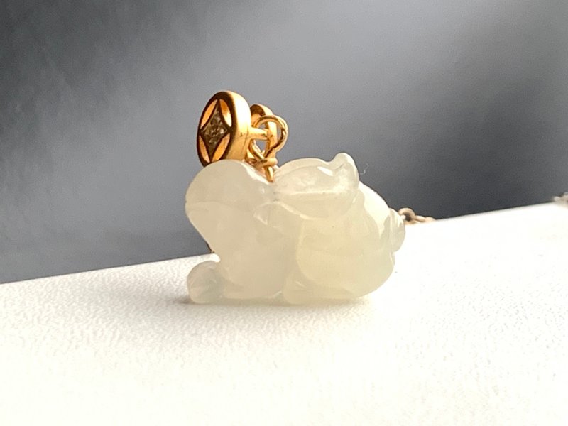 天然ミャンマー翡翠 ジェダイト 玉兎 14KGFゴールドフィルドネックレス - ネックレス - 翡翠 多色