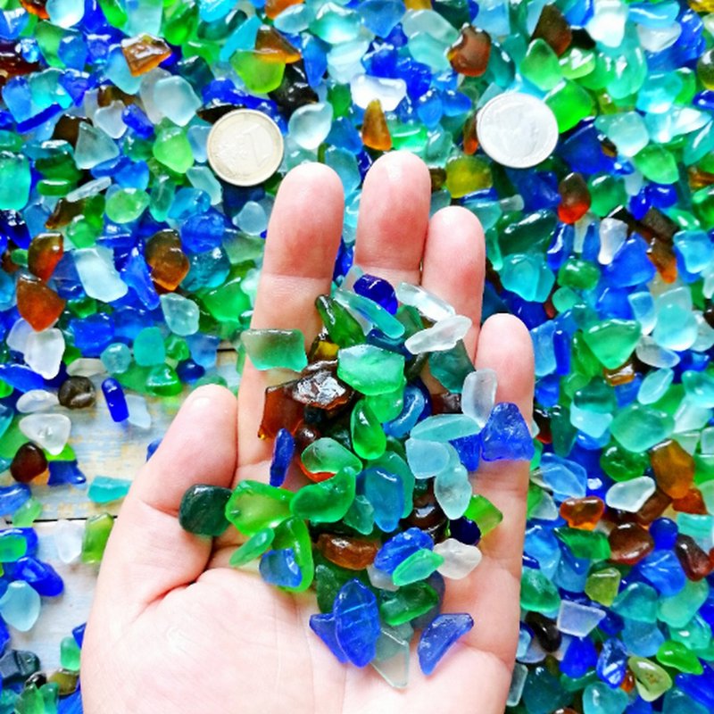 Tiny Sea glass bulk for decor.Beach glass bulk. Real sea glass Craft quality - 陶藝/玻璃 - 玻璃 多色