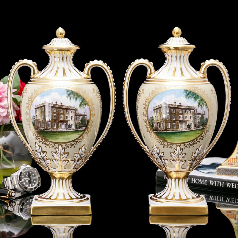 Limited British Made Spode Royal Palace 1981 Diana Wedding Anniversary Bone China Champions Trophy Vase - เซรามิก - เครื่องลายคราม 