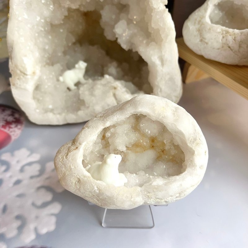 Angel of Wish~Boutique Moroccan white crystal geode (H) with base (without lamp base) - ของวางตกแต่ง - คริสตัล 