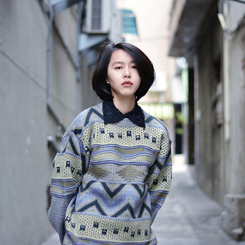 No fear | vintage sweater - Women's Sweaters - Other Materials 