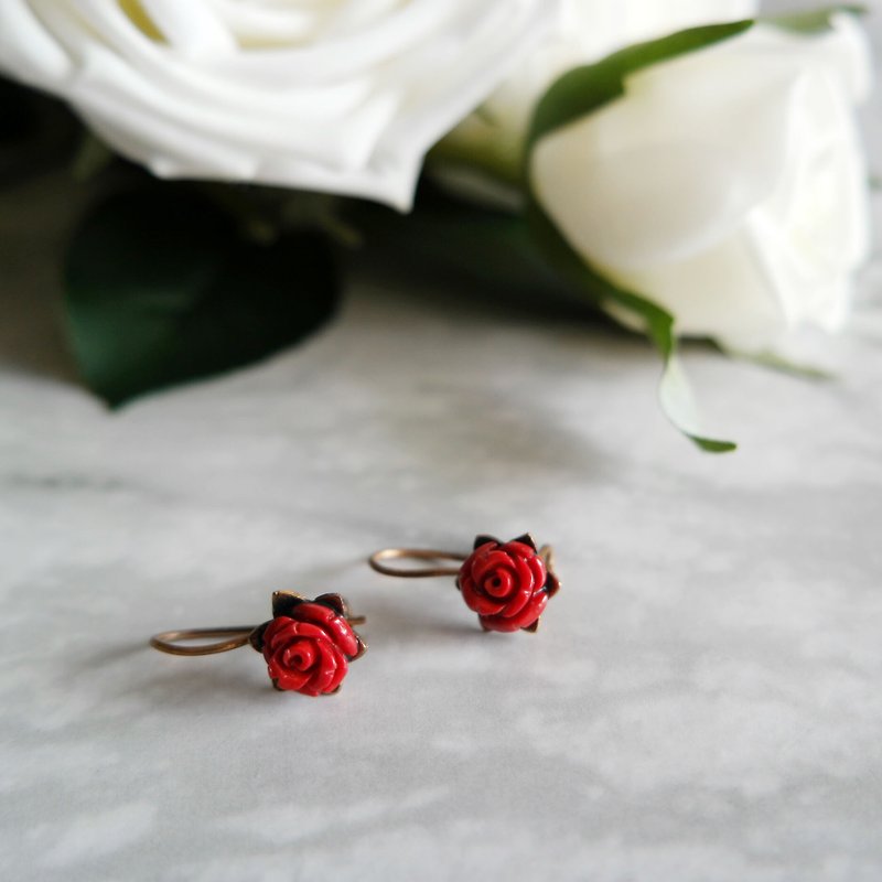 Elegant red rose earrings