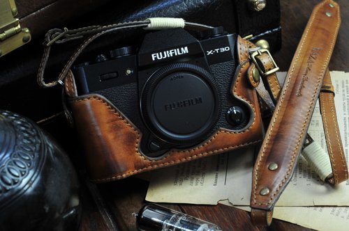 FUJIFILM X-T30 シリーズ 革製ケース - ショップ KAZA カメラ・チェキ