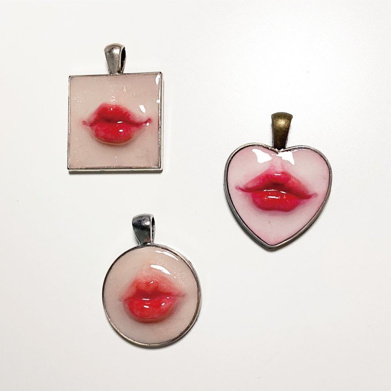 Lips - Slime Jewelry - Necklaces - Clay Pink