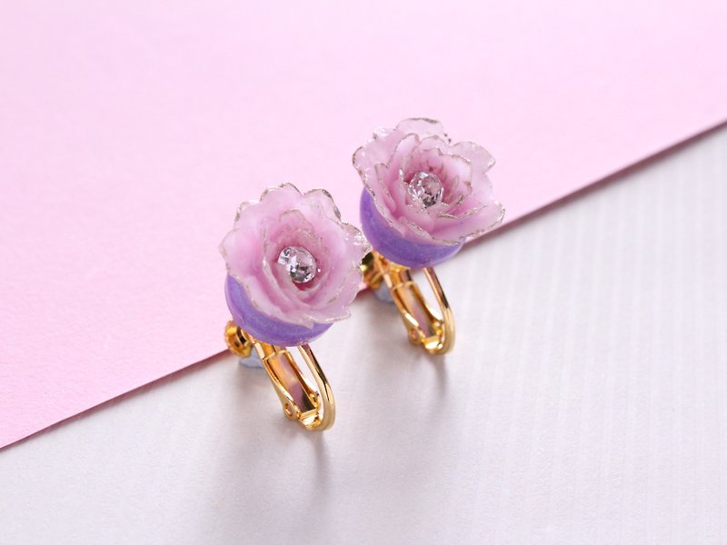 Yaezakura cherry blossoms earrings - ต่างหู - ดินเหนียว สึชมพู