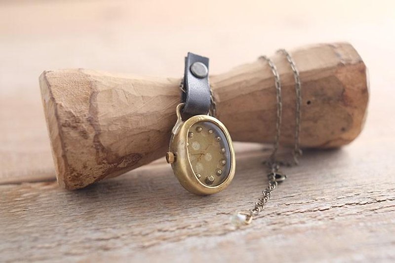 【受注生産】首からさげる時計 tate dot gold YN004 - 女裝錶 - 其他金屬 金色
