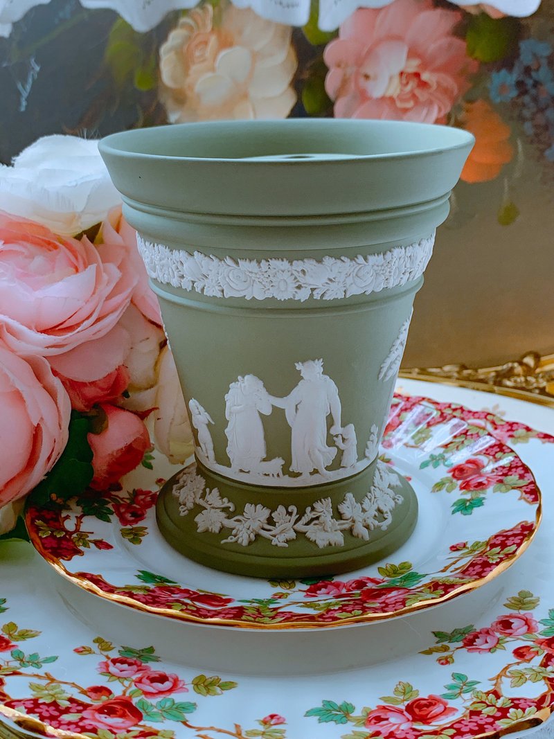 英國骨瓷Wedgwood jasper 綠色碧玉浮雕希臘神話系列花瓶,筆筒 - 其他 - 瓷 綠色