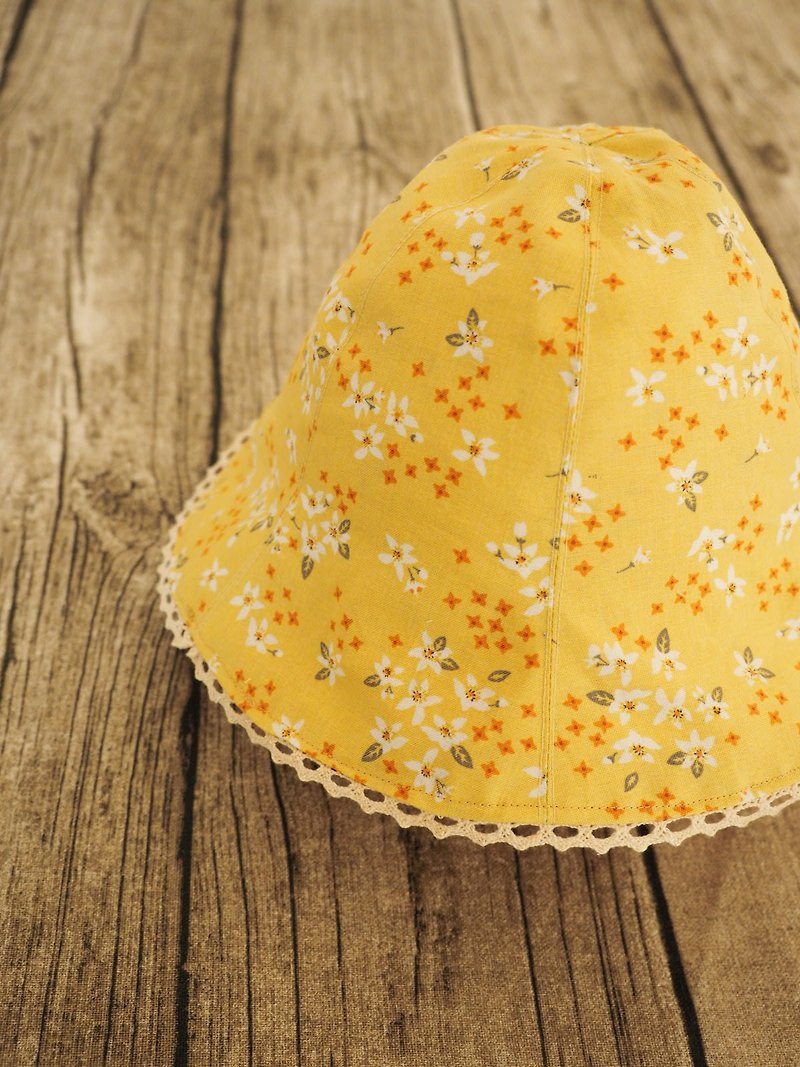 手工製作 可愛粉黃小花圖案雙面太陽帽子 適合嬰兒小孩成人 - 嬰兒帽/髮帶 - 棉．麻 黃色