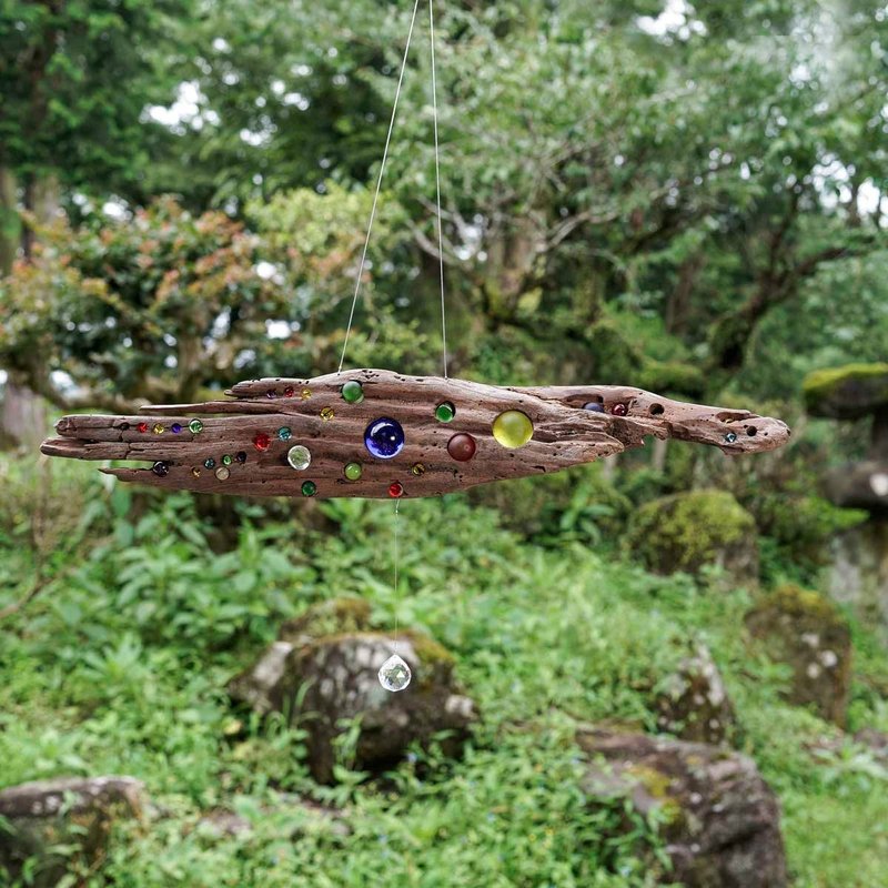 お部屋の中に太陽を　 流木とサンキャッチャー&モビール　窓の装飾 　ガラス玉　クリスタルプリズム　ビーチスタイル　６８ - 壁貼/牆壁裝飾 - 玻璃 咖啡色