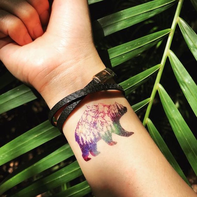 OhMyTat Bears Haunt Galaxy Silhouette Animal Tattoo Design Tattoo Stickers (2pcs) - สติ๊กเกอร์แทททู - กระดาษ หลากหลายสี