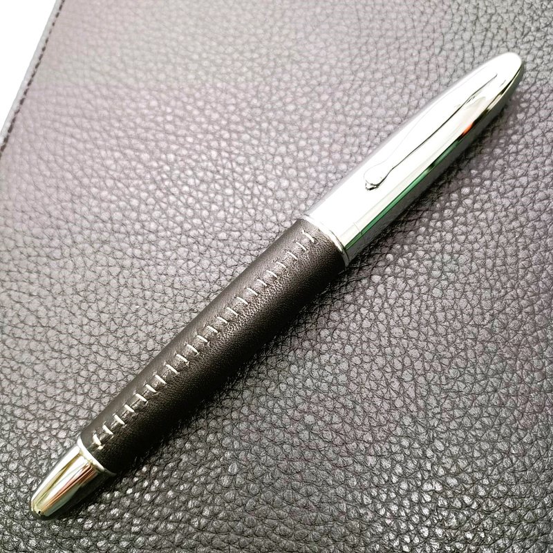 Genuine leather pen cowhide ballpoint pen German Schmidt 888F ballpoint pen refill with pen box - Rollerball Pens - Genuine Leather 