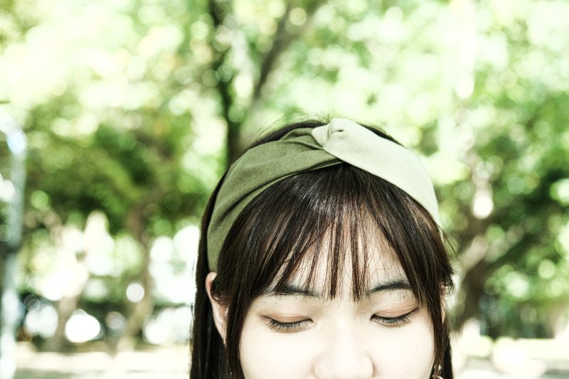 Cross hair band [forest green] - เครื่องประดับผม - ผ้าฝ้าย/ผ้าลินิน สีเขียว