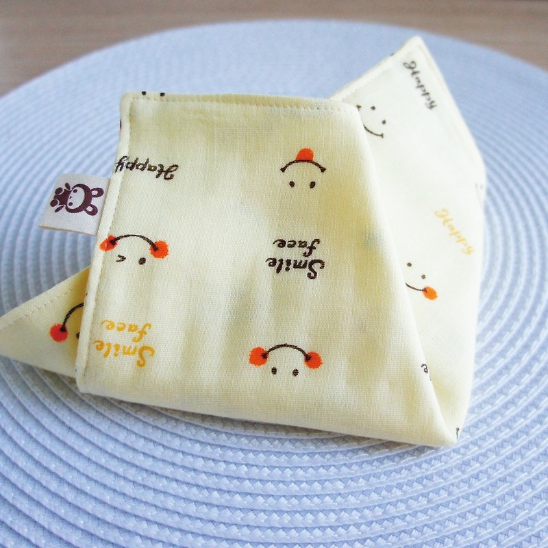 Lovely [Japan double yarn custom] smile Happy handkerchief, hand towel, saliva towel [Pink Yellow] E - ผ้ากันเปื้อน - ผ้าฝ้าย/ผ้าลินิน สีเหลือง