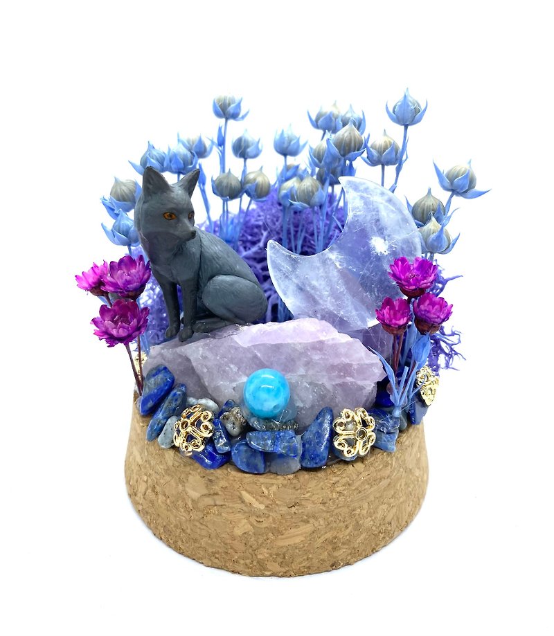Fox and white crystal moon/kunzite/aquamarine-crystal figurine dried flower arrangement - ของวางตกแต่ง - คริสตัล 