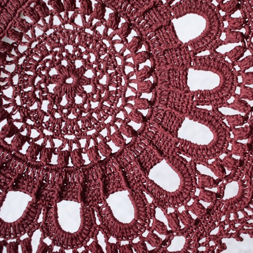 Crochet Fashion Studio Janine 桌巾 | 桌巾 桌旗 | 居家佈置 | Burgundy lace crochet coaster Table place mat | Doily 茶道配件|