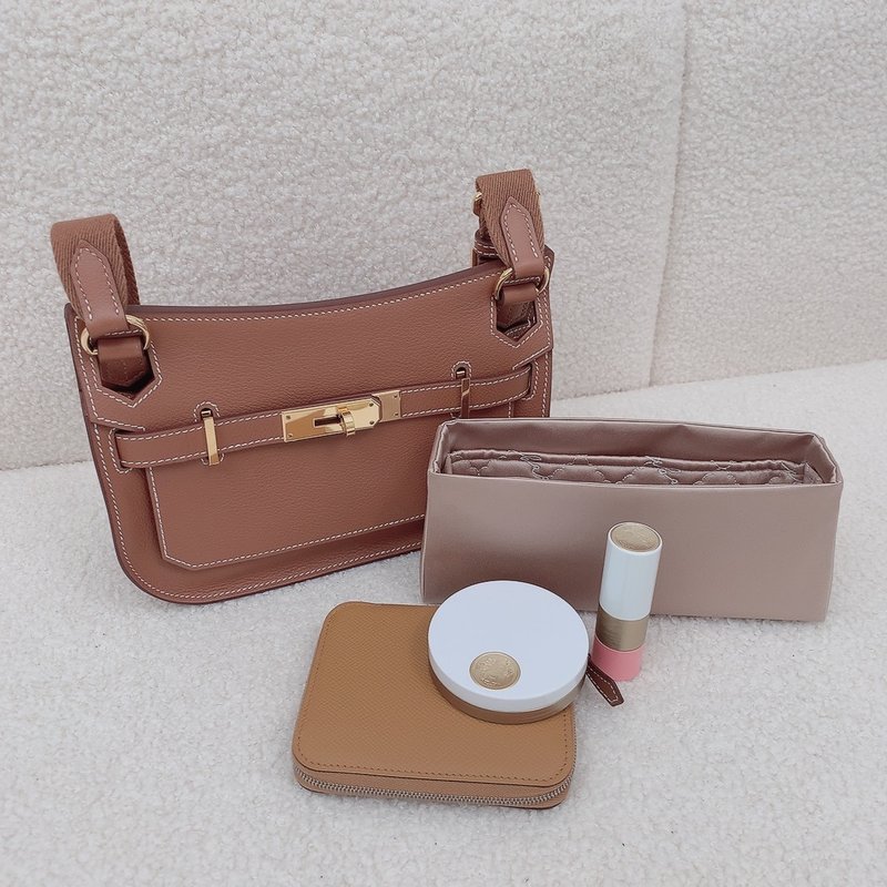 【Chic】Ibao pillow - Toiletry Bags & Pouches - Waterproof Material Gold