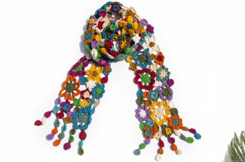 手工鉤織羊毛圍巾 花朵鉤織絲巾 鉤織圍巾 手工編織絲巾-生如夏花 - 圍巾/披肩 - 羊毛 多色