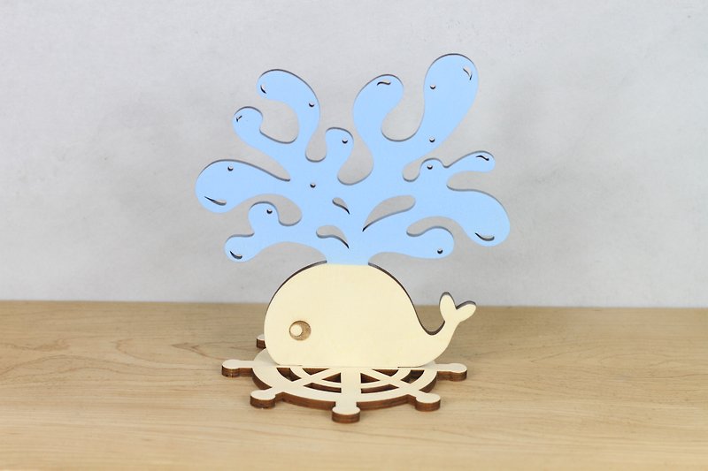 Whale Accessories Stand <Baby blue Gift Storage  X'mas > - ของวางตกแต่ง - ไม้ สีนำ้ตาล