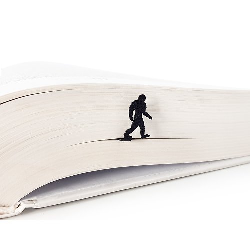 Design Atelier Article Metal Bookmark Yeti Snowman, Small Bookish Gift for Horror Lovers