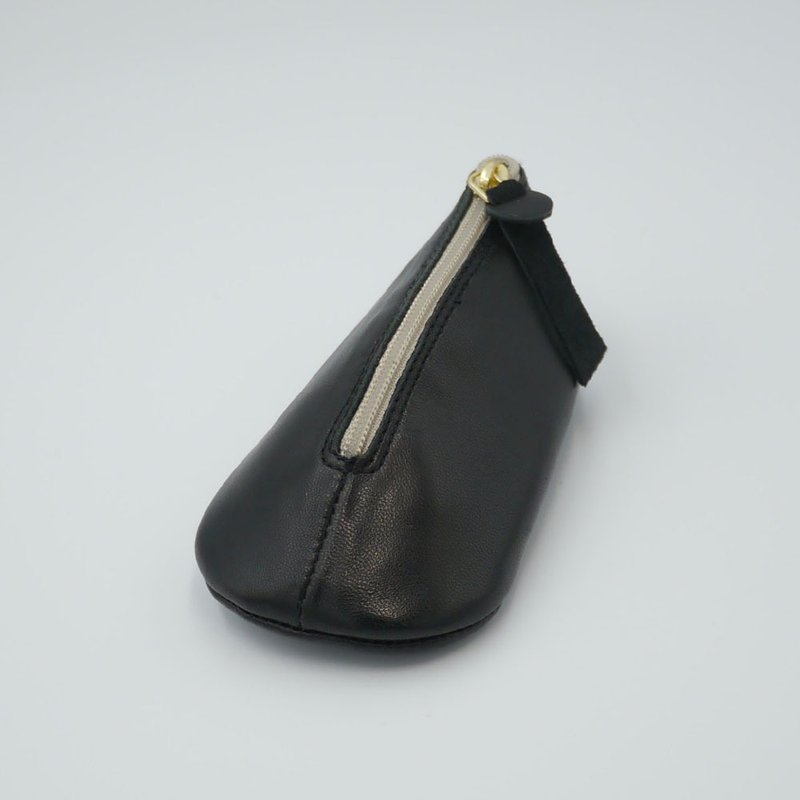 Coin purse newborn gift newborn shoes simple style/smoke black - กระเป๋าใส่เหรียญ - หนังแท้ สีดำ