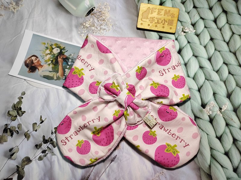 台灣設計師布可愛草莓蝴蝶結圍脖-不分年齡圍脖-圍巾-脖圍-短圍巾 - 圍巾/披肩 - 棉．麻 