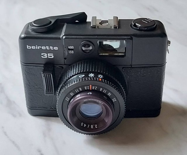 フィルムカメラ BEIRETTE 35 / E.LUDWIG MERITAR 45mm f2.8 フィルムカメラ BEIRETTE 35 / E.LUDWIG MERITAR 45mm f2.8