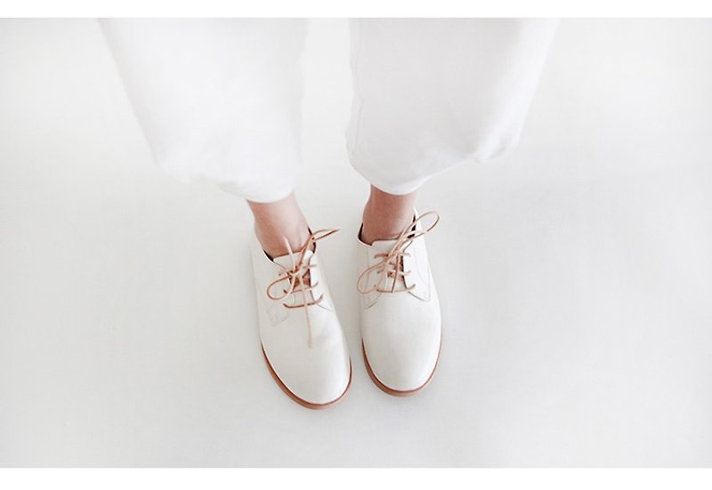 KOOW like no white Oxford shoes with small white shoes female wild leather flat women's casual shoes - รองเท้าอ็อกฟอร์ดผู้หญิง - หนังแท้ ขาว