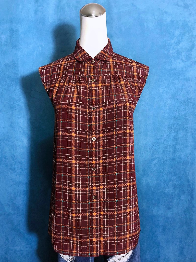 Small round neck plaid sleeveless vintage shirt / brought back to VINTAGE abroad - Women's Shirts - Polyester Multicolor
