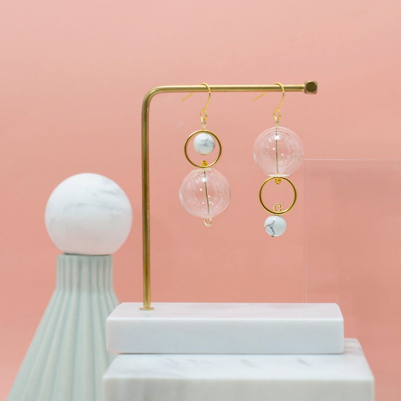 Glass Ball Marble Bead Earrings - ต่างหู - แก้ว สีทอง