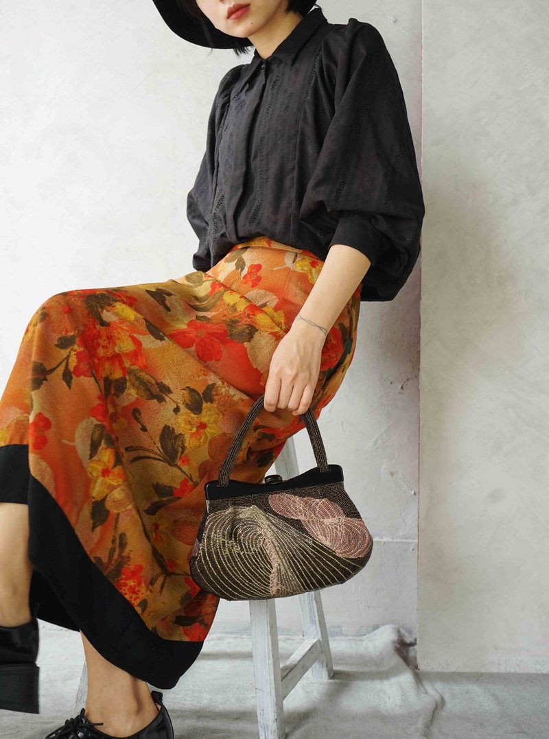 Design hand-made art style oil painting and color printing autumn splicing long skirt - Skirts - Polyester Multicolor