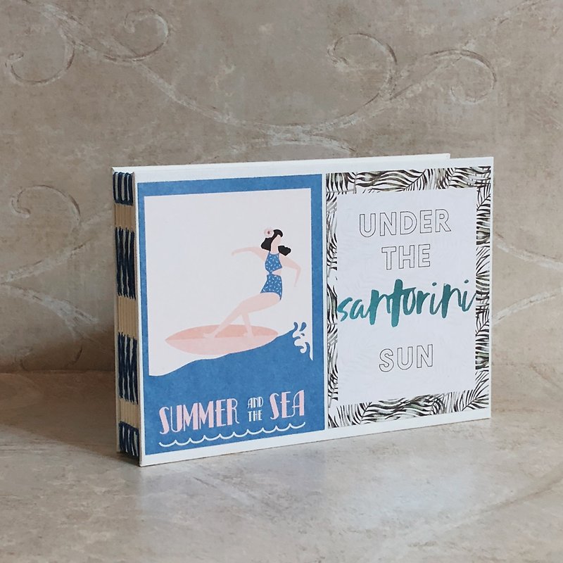 Crocodile Miss Summer French Handmade Book - สมุดบันทึก/สมุดปฏิทิน - กระดาษ 
